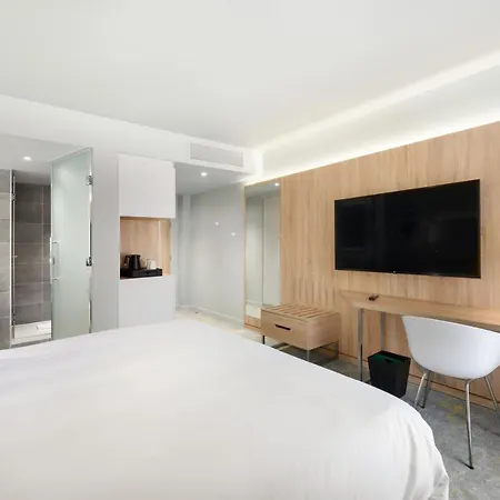 Courtyard By Marriott Paris Charles De Gaulle Airport 호텔 4*