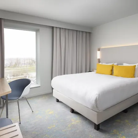 Courtyard By Marriott Paris Charles De Gaulle Airport Roissy-en-France