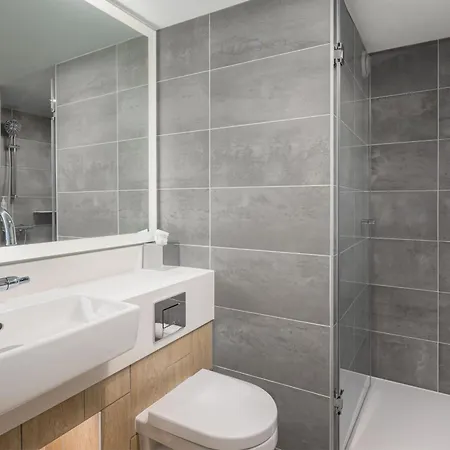 Courtyard By Marriott Paris Charles De Gaulle Airport 호텔