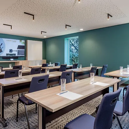 Courtyard By Marriott Paris Charles De Gaulle Airport 酒店 4*