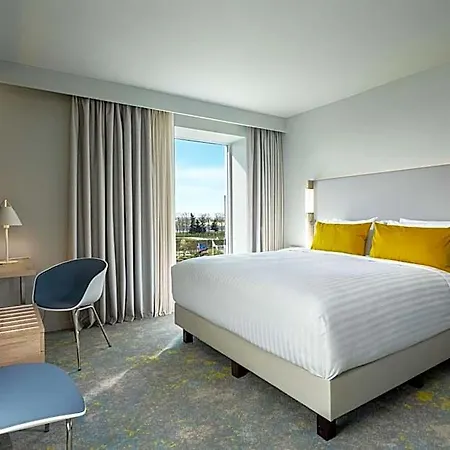 Courtyard By Marriott Paris Charles De Gaulle Airport 호텔
