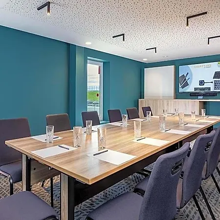 Courtyard By Marriott Paris Charles De Gaulle Airport 4* 루와시 앙 프랑스