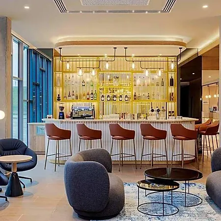Courtyard By Marriott Paris Charles De Gaulle Airport 호텔 4*
