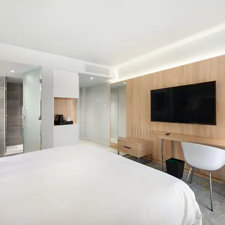 Courtyard By Marriott Paris Charles De Gaulle Airport 4* Руасси-эн-Франс