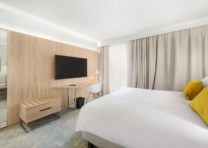 Courtyard By Marriott Paris Charles De Gaulle Airport 호텔 루와시 앙 프랑스