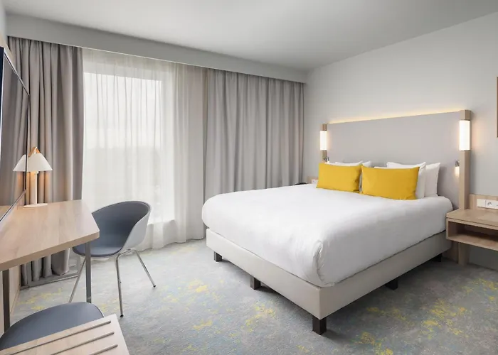Hotel Courtyard By Marriott Paris Charles De Gaulle Airport 4*
