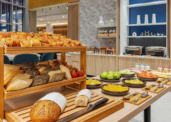 Hotel Courtyard By Marriott Paris Charles De Gaulle Airport