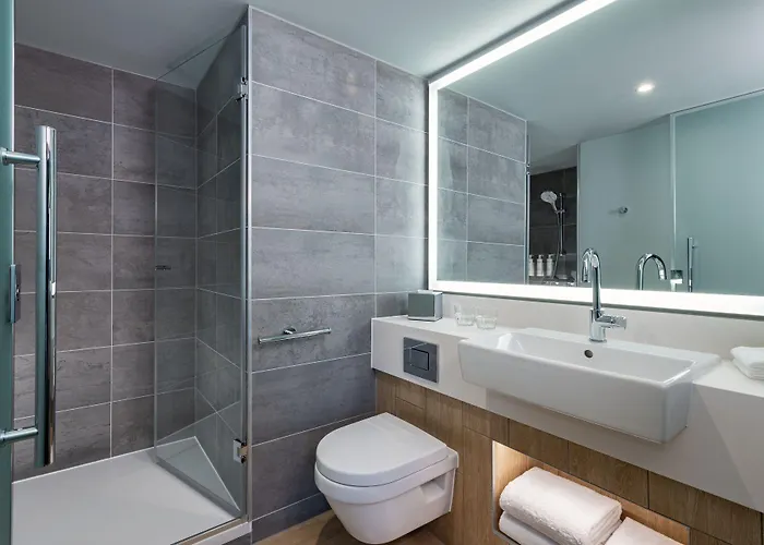 호텔 Courtyard By Marriott Paris Charles De Gaulle Airport 루와시 앙 프랑스