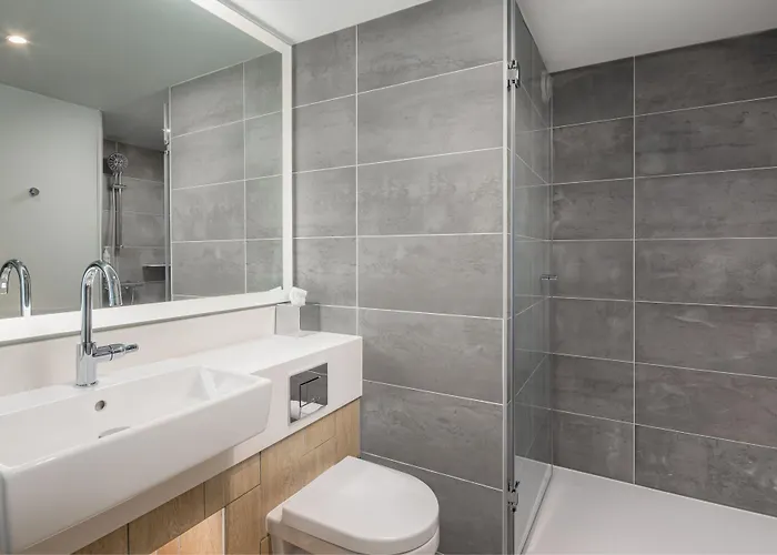 Courtyard By Marriott Paris Charles De Gaulle Airport Roissy-en-France